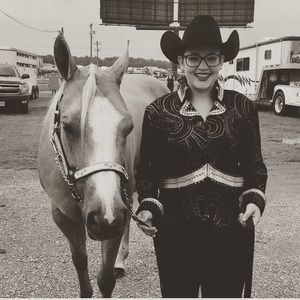 Meet your Posher, Emma